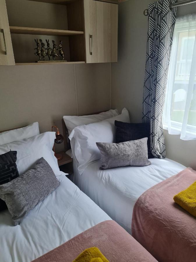 The Tiddler - Plot 101, Woodlands Lodge Retreat, New Quay, West Wales Llanina Εξωτερικό φωτογραφία